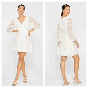 CLUB MONACO | Pitched Sleeve Mini Dress Size 6